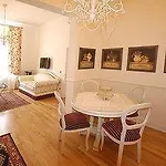 In Apartment Pistoia